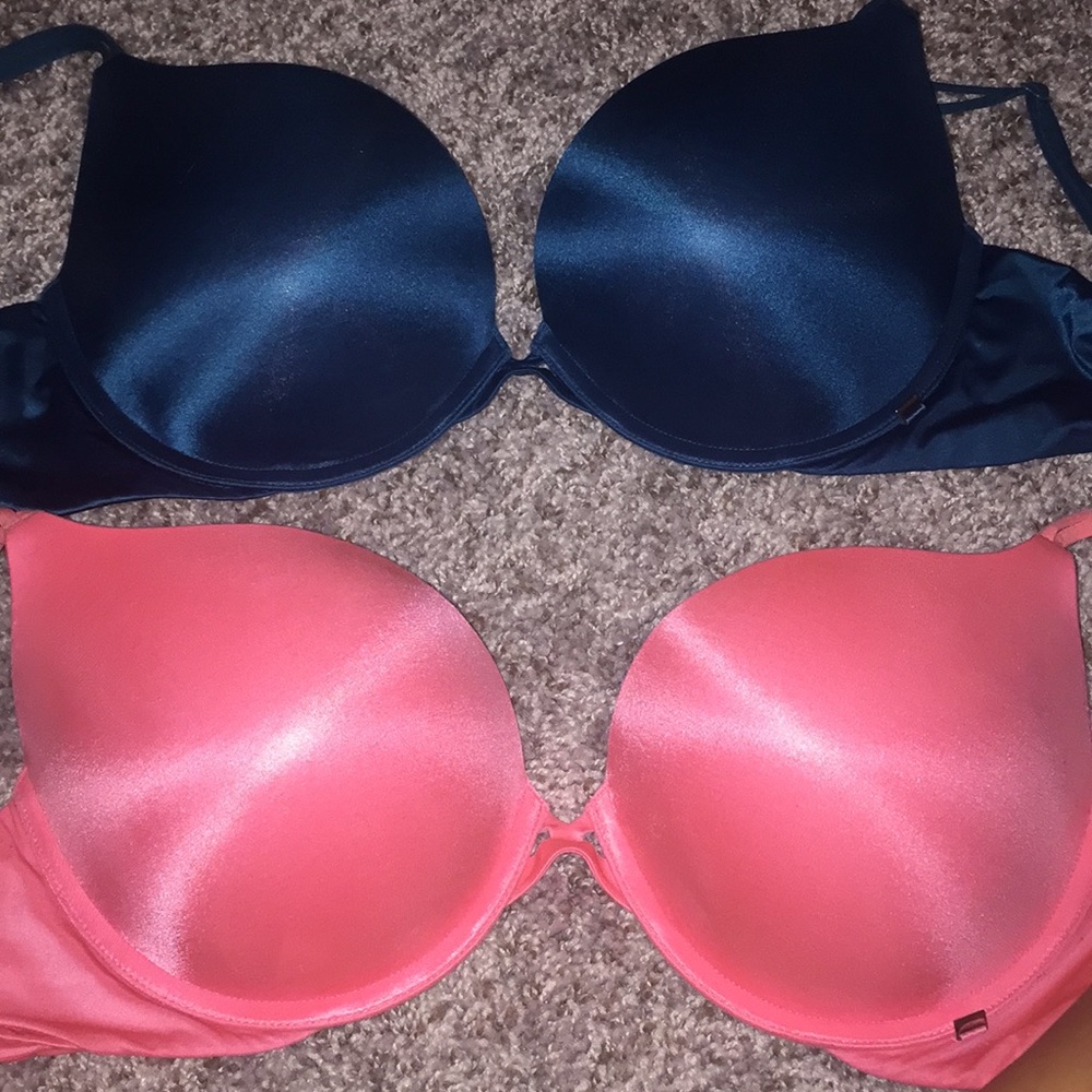 2 vs very sexy push up bras